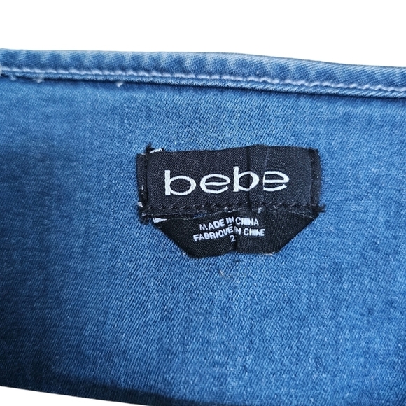 ๐2/60$C Bebe Vintage denim ziper rumper blue shorts. Size 28 - Picture 6 of 6